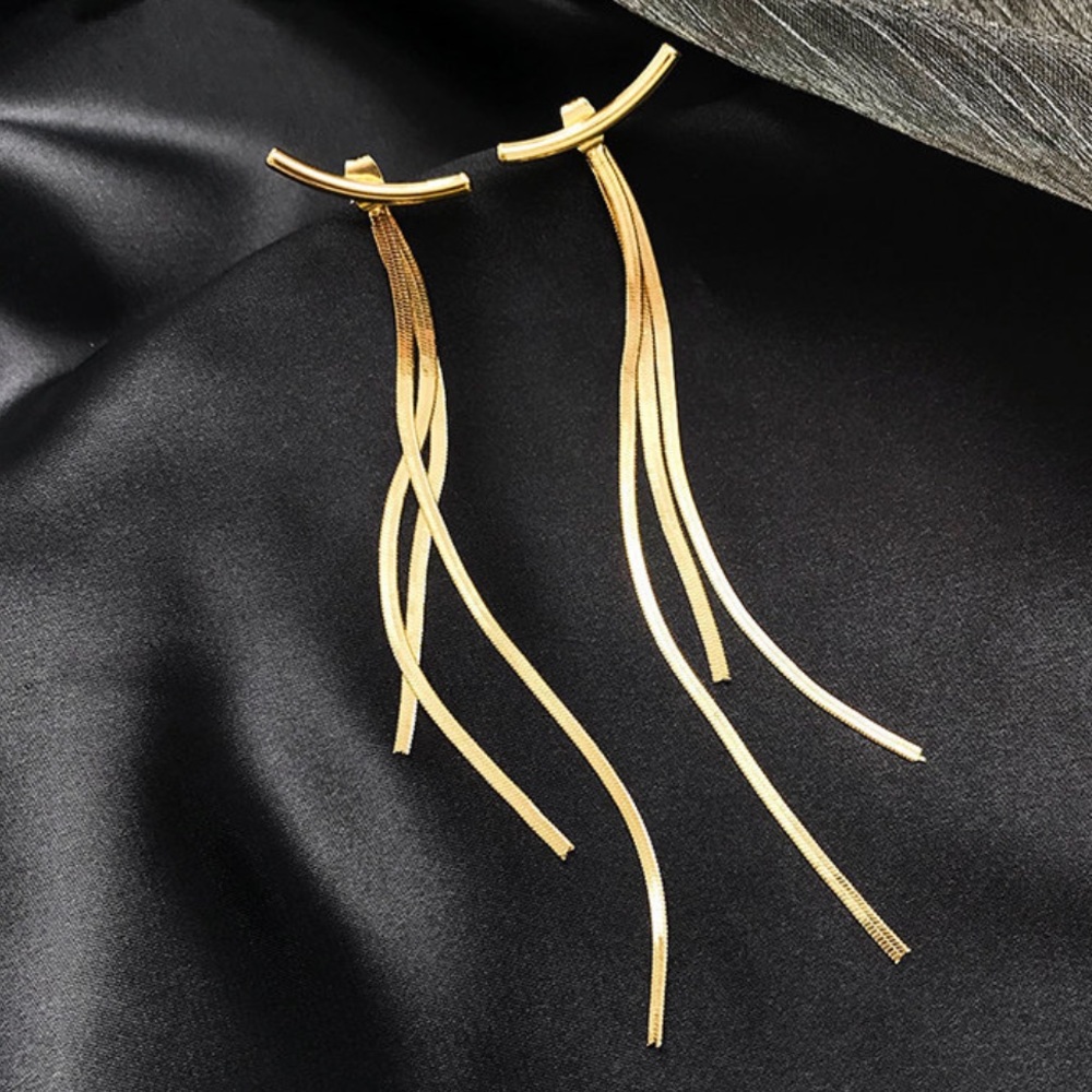 NEW 18K GOLD BAR LONG TASSEL ARC EARRINGS - Picture 2 of 6